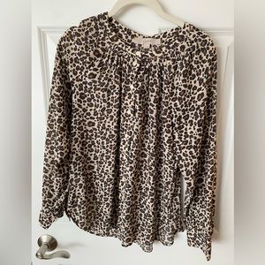 Women’s Ann Taylor Loft Animal Print blouse size XS